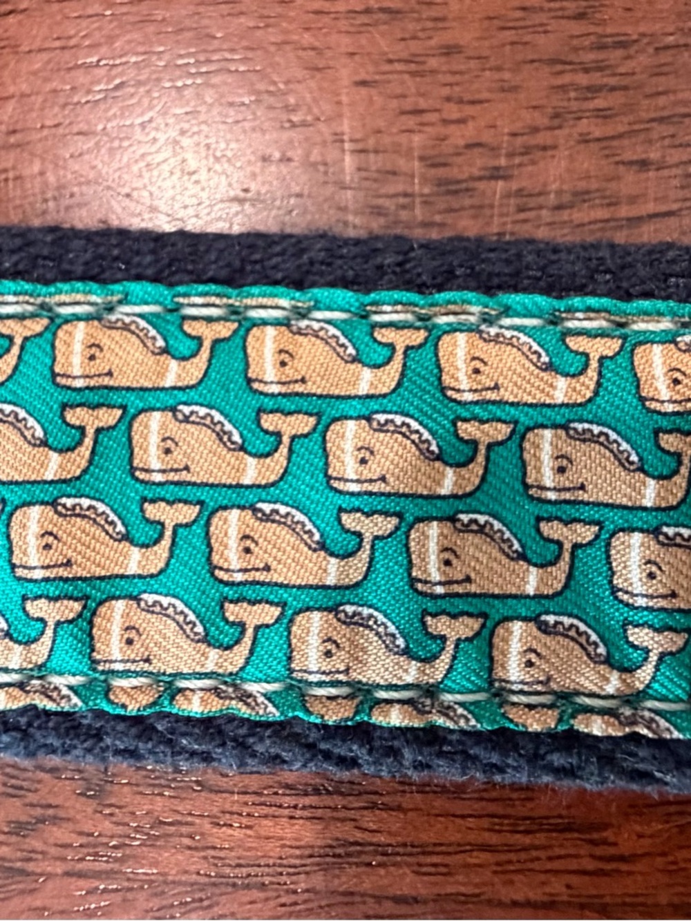 Vineyard Vines Brown Leather Belt with Teal Whale Pattern size 28